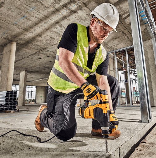 Ударная дрель DeWalt D25333K 950Вт 3.5j SDS+ 15шт