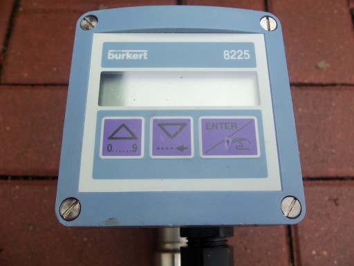 BURKERT 8225 ЦИФРОВОЙ ДАТЧИК ПРОВОДИМОСТИ DN25