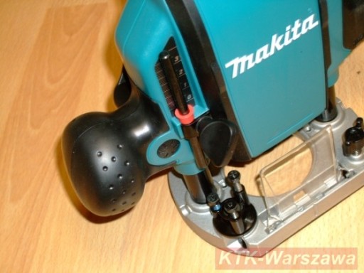 Фрезерный станок MAKITA RP0900 - 900Вт - 8мм