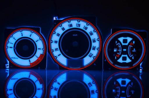 Диски Indiglo на Nissan X-Trail счетчик MoMan