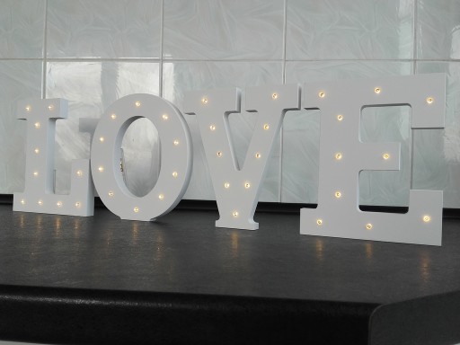 ŚLUB LED LOVE NAPIS 3D 20 CM DREWNIANY