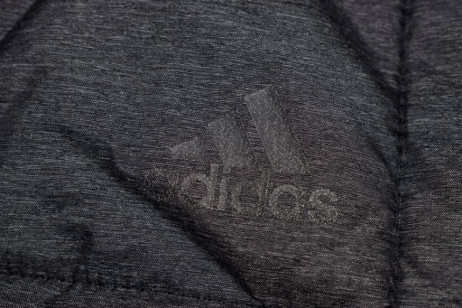 ADIDAS женская зимняя утепленная куртка AA8535 36/S