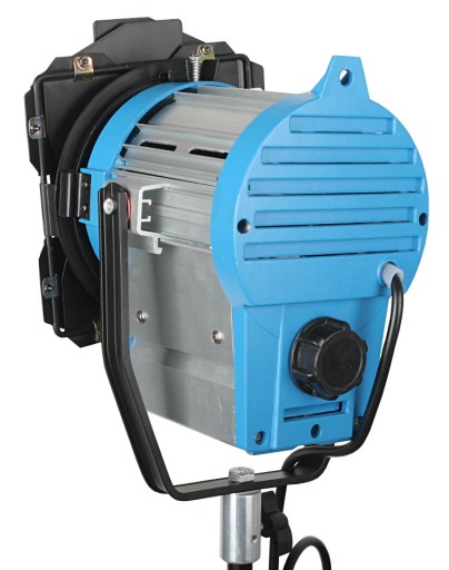 LAMPA ŚWIATŁA STAŁEGO 650W SOCZEWKA FRESNELA