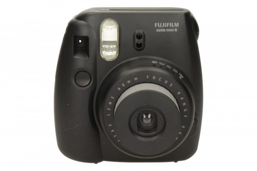 Камера моментальной печати Fujifilm Instax Mini 8, черная