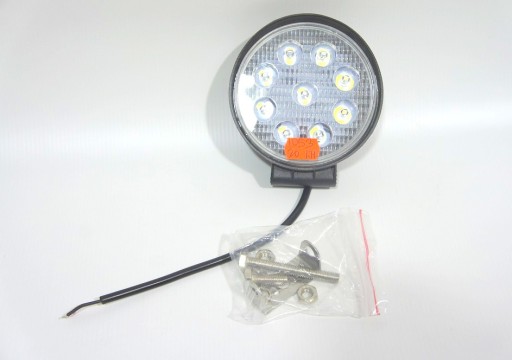 LAMPA LED SAMOCHODOWA-SZPERACZ 27W 9-DIOD [1986]