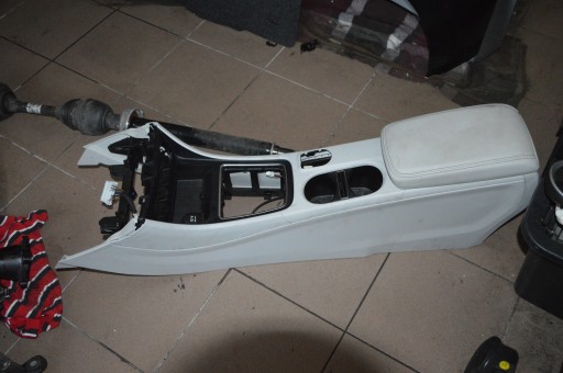 Tunel Środkowy Mercedes A Klasa W176