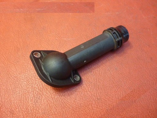 Króciec wody Audi A4 A6 Q5 2.0 TDI CGL 03G121121C