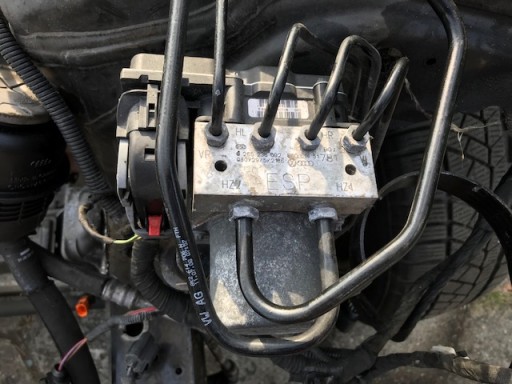 Audi a4 a5 насос abs 8k0614517bp 8k0907379aa1 - фото
