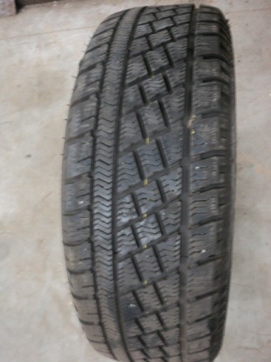 Шина Pirelli Winter 210 205/60/15 2 шт.