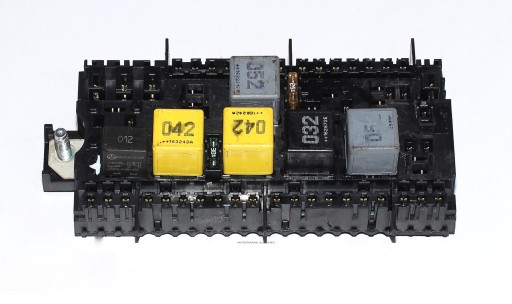 MERCEDES VITO VIANO КОРОБКА ПРЕДОХРАНИТЕЛЕЙ