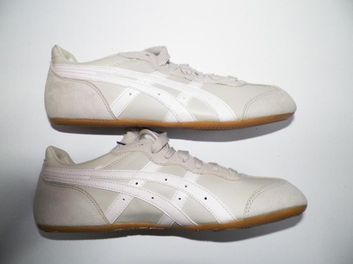 Whizzer asics best sale