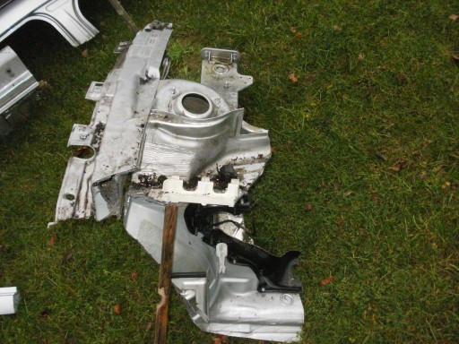 quarter left Audi TT 8NO