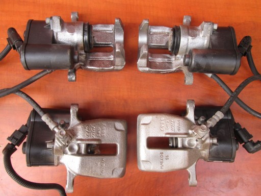 Q3 - VW PASSAT B7 тормозной суппорт правый левый задний B6