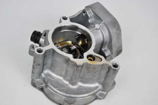 Вакуумний насос Audi VW Skoda Seat 06l145100f