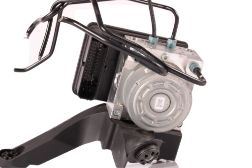 BMW F30 F31 - pump control unit ABS 6883344, 6883343