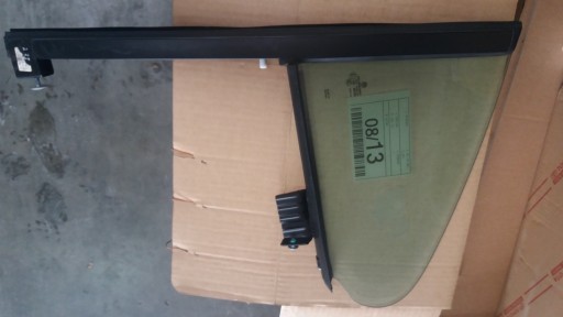 5TA845025021 - PASSAT CC заднє ліве скло