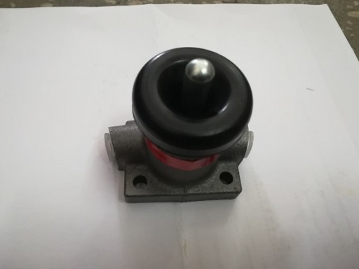 3186484M91 - Гальмівний циліндр Massey Ferguson