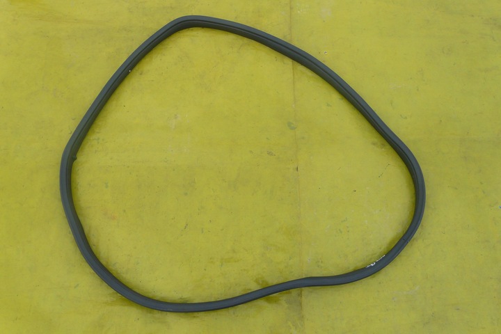 TOYOTA AYGO II FACELIFT GASKET DOOR REAR LEFT photo 1 - milautoparts-fr.ukrlive.com