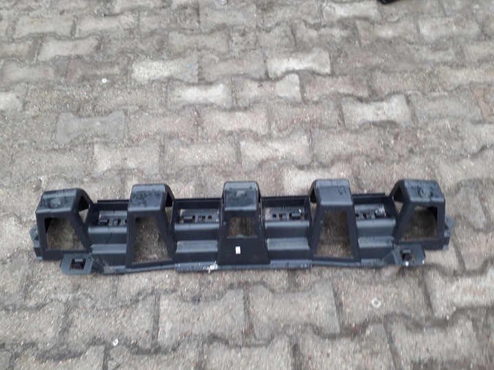 FASTENING BUMPER REAR CENTRAL CITROEN C5 SEDAN 07- photo 2 - milautoparts-fr.ukrlive.com