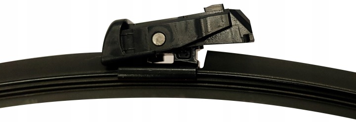 BALAIS ESSUIE-GLACES FOCUS MK III AVANT 2010- FORD ORIGINAL 2120677 JEU