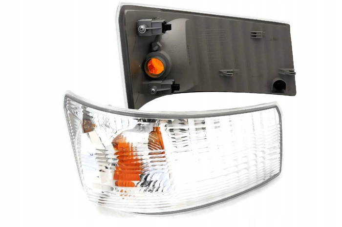 MITSUBISHI CANTER FUSO FROM 2012- RIGHT BLINKER ^ photo 1 - milautoparts-fr.ukrlive.com