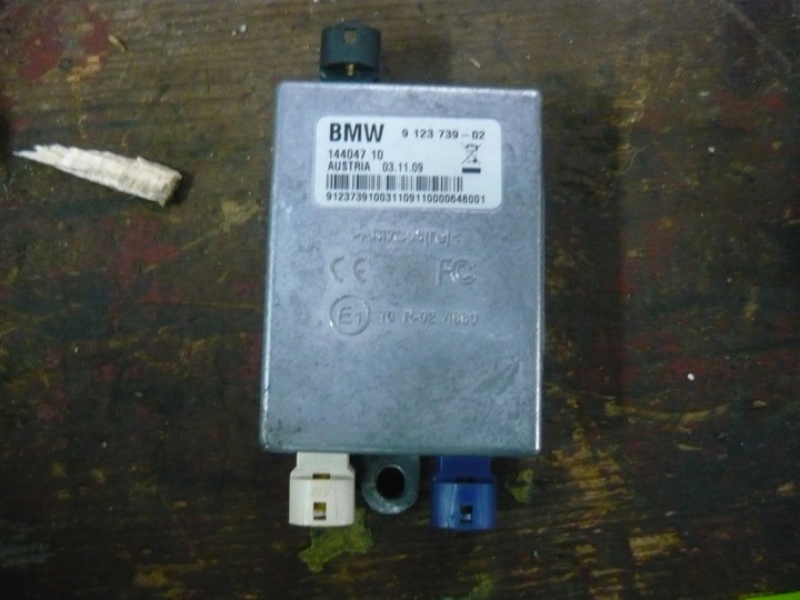 BMW F01 F07 E60 E87 E90 MODULE USB-HUB 9123739 photo 1 - milautoparts-fr.ukrlive.com