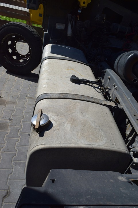 RÉSERVOIR CARBURANT DAF XF 105 CAPACITÉ 730L photo 4 - milautoparts-fr.ukrlive.com