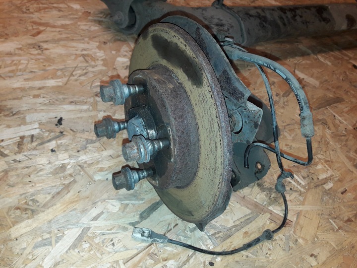 CITROEN C4 1,6 16V 04R 3D HUB DISC AXLE REAR photo 3 - milautoparts-fr.ukrlive.com