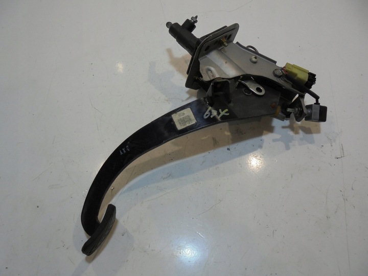 PEDAL BRAKES HYUNDAI SANTA FE 2.0 CRDI 938103810 photo 2 - milautoparts-fr.ukrlive.com