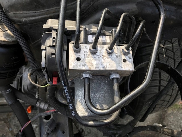 Audi a4 a5 насос abs 8k0614517bp 8k0907379aa, Цена
