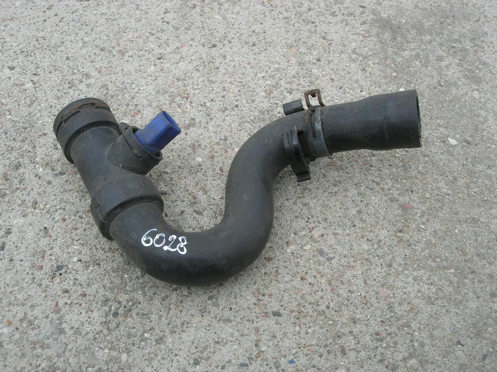 фото №1, Шланг труба воды audi a4 b5 a6 passat b5 8d0121049a