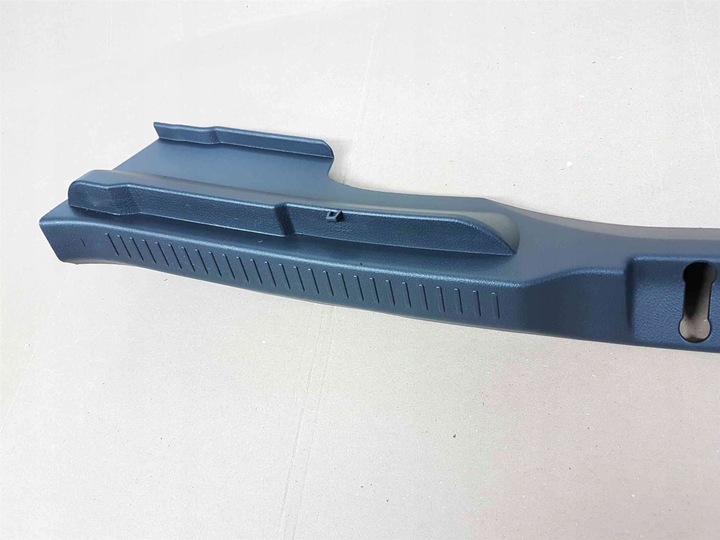 фото №2, Verso 09-17 захист корпус ременя багажника зад