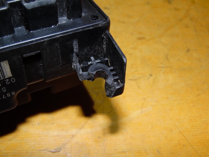 фото №6, Коробка запобіжників volvo оригінальний номер 518788104