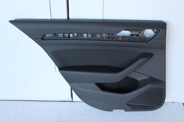 фото №1, Оббивка двері зад лівий passat b8 седан матеріал