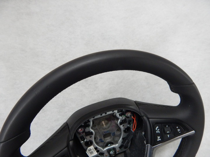 фото №8, Opel insignia - кермо шкіра мульті гарна