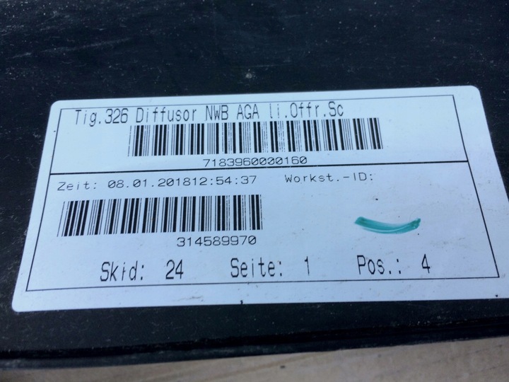 фото №8, Задняя накладка спойлер vw tiguan r-line 5na, pdc