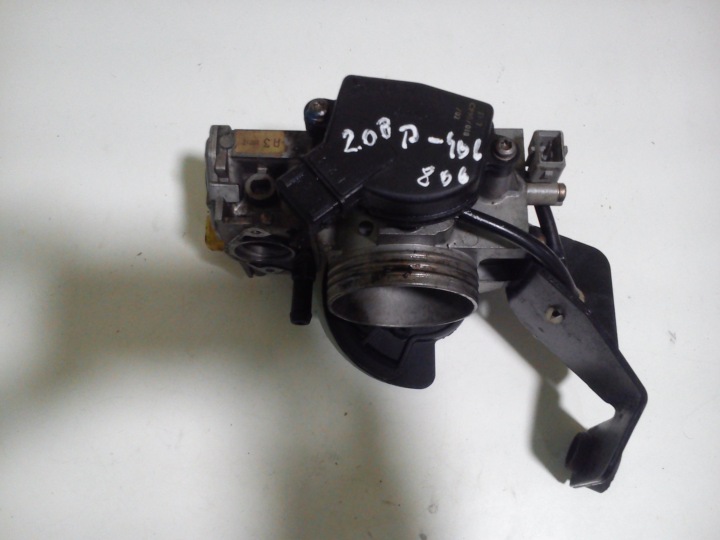 throttle flap air PEUGEOT 406 2.0 1712 CP90 / 018 / 02 OE