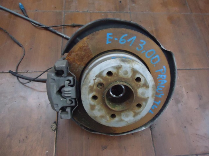 ACHSSCHENKEL RADNABE RADLAGER HECK HINTEN RECHTS BMW 5 E61 E-61 3.0D