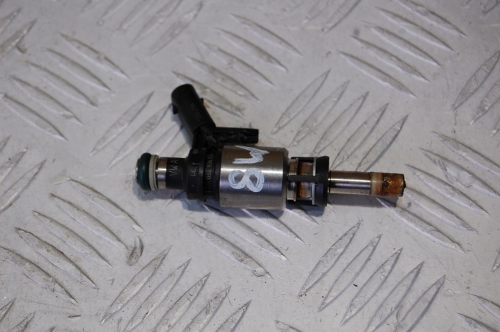 INJEKTOR, DIZNA GORIVA AUDI A5 F5 8W7 06G90636