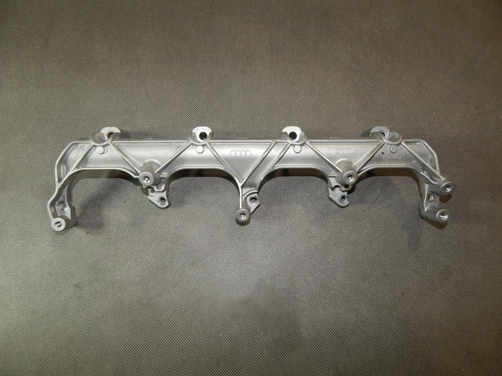 AUDI RS5 8T modanatura tubo del collettore 079133340G