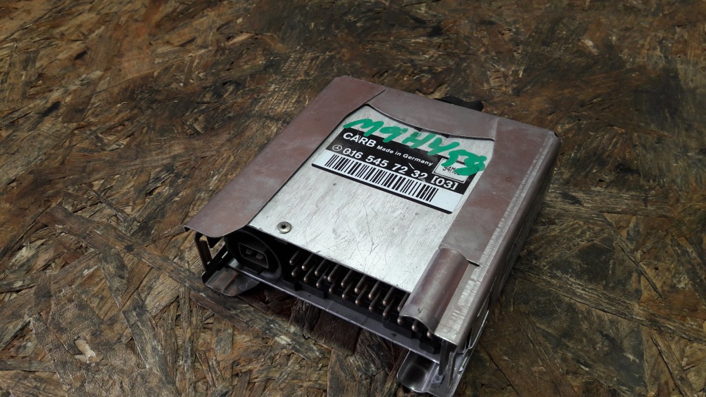 Купити Mercedes блок керування бортовий комп'ютер carb 0165457232