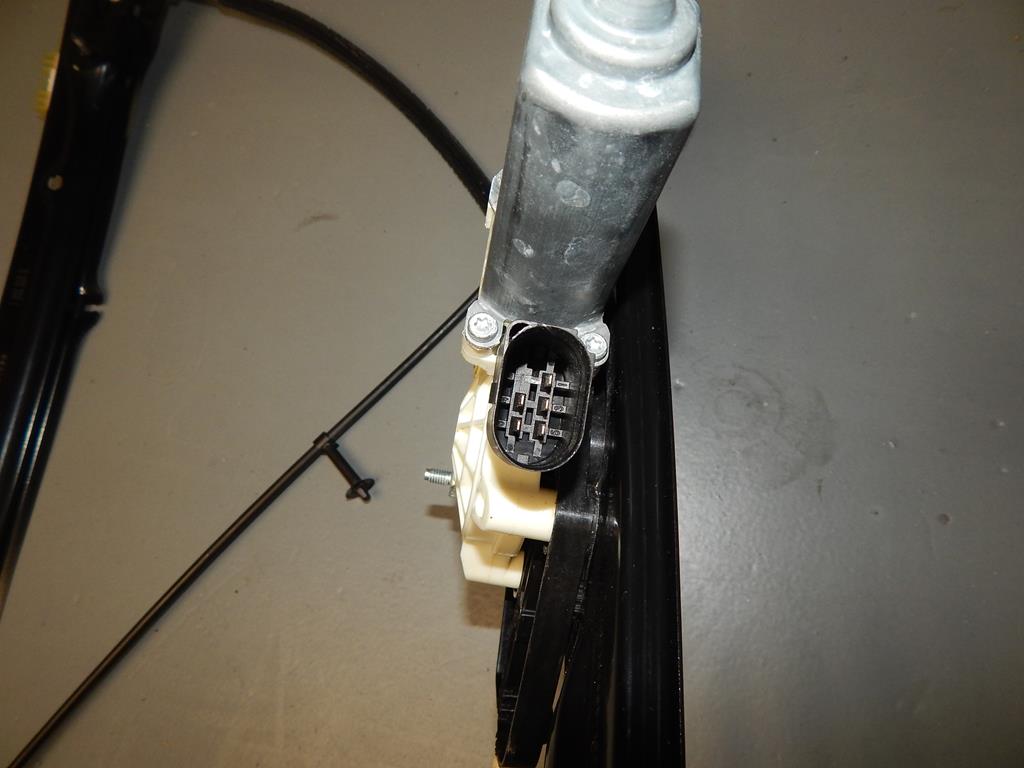 фото №5, Bmw x4 f26 подъемник механизм стекло левый перед