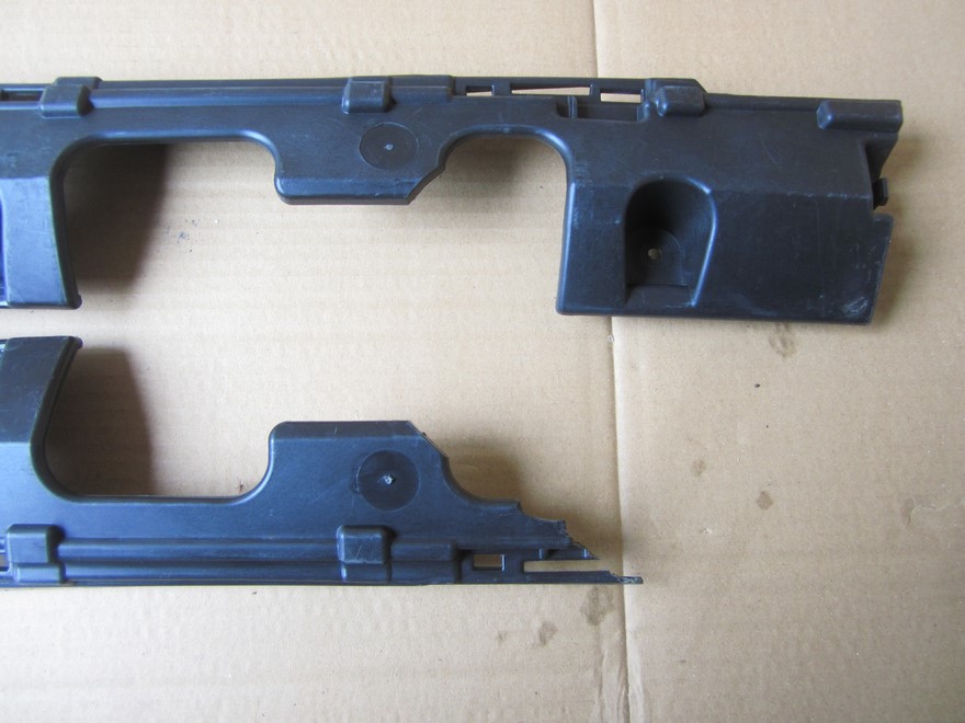 фото №3, Кронштейн накладки порога правий mercedes w166 amg