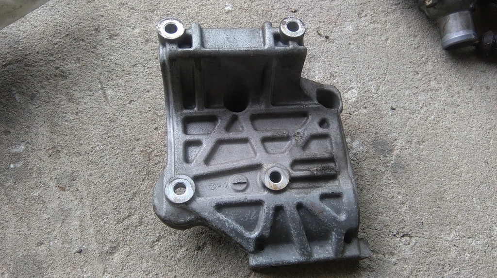 фото №3, Mitsubishi space runner 2.4 gdi основа компресора