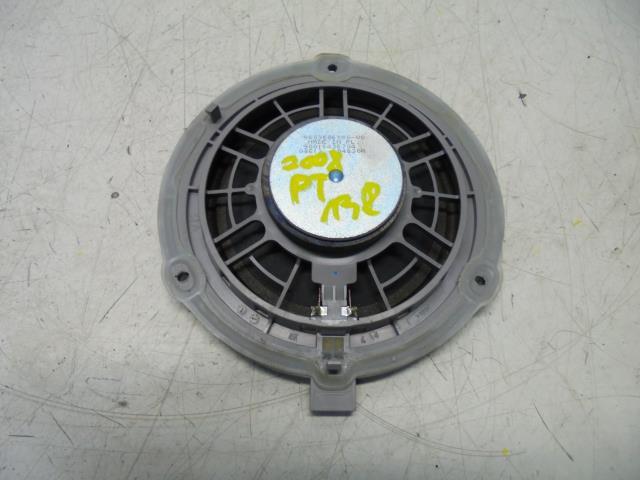 фото №4, Динамик правый задняя peugeot 2008