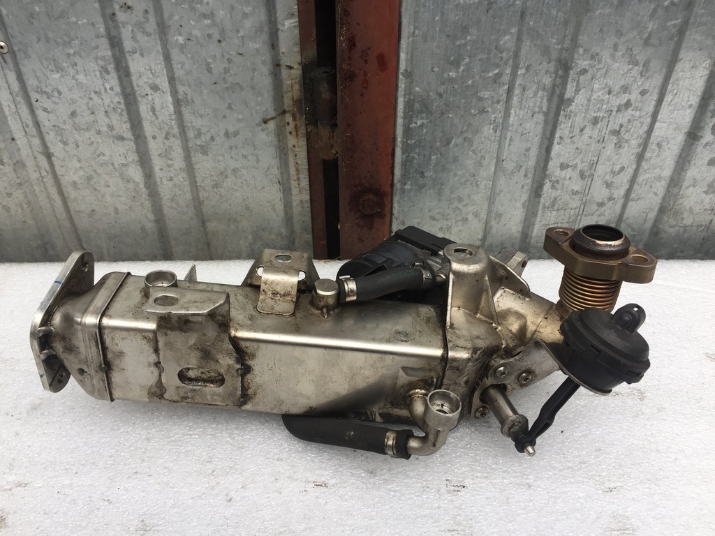 фото №1, Bmw f30 3 e90 e87 f01 радиатор выхлопных газов с клапан