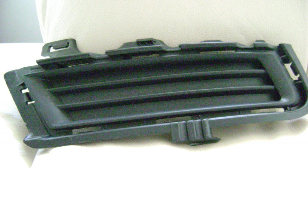 фото №1, Vw golf 7 plus заглушка решётка бампера p wrocław