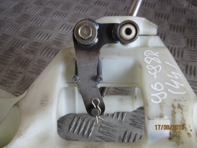 фото №11, Домкрат перемикання передач mitsubishi galant viii sedan