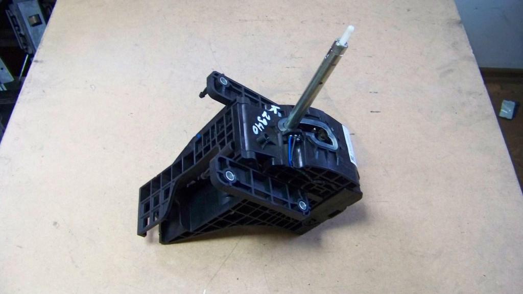 фото №1, Opel insignia авто вибірник домкрат перемикання передач