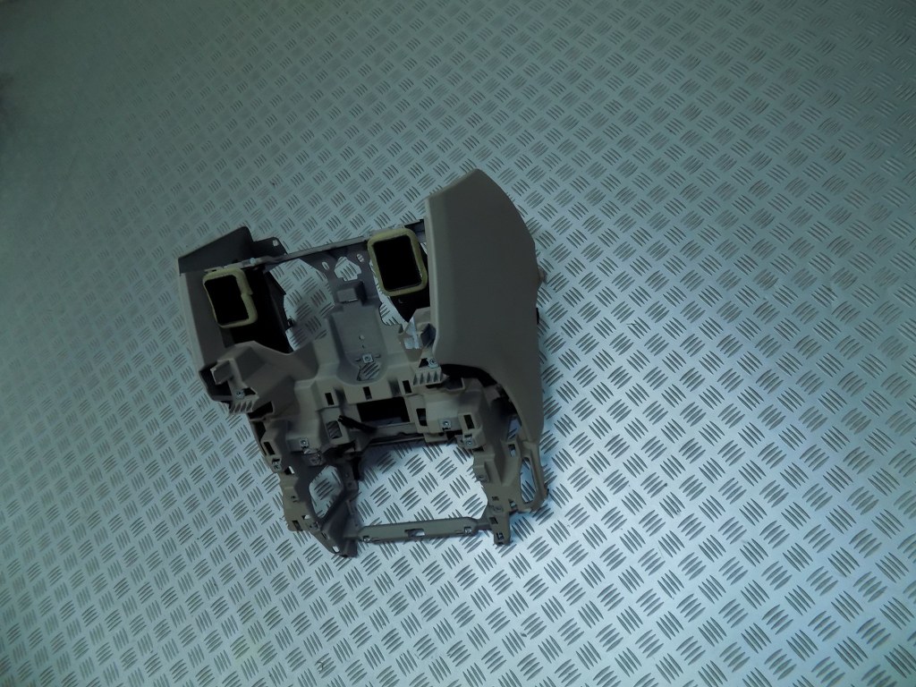 фото №3, Land rover discovery iv каркас консоли радио